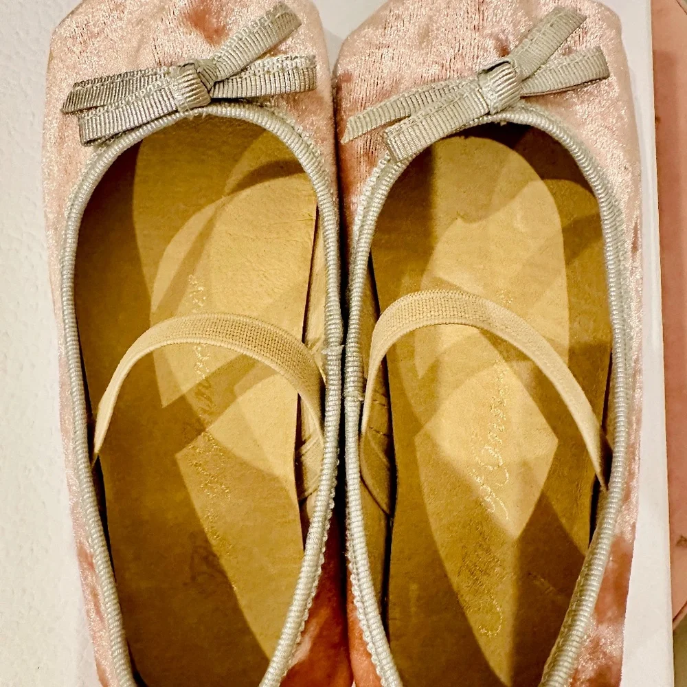 Girls Pink Velvet Ballet Flats with Bow